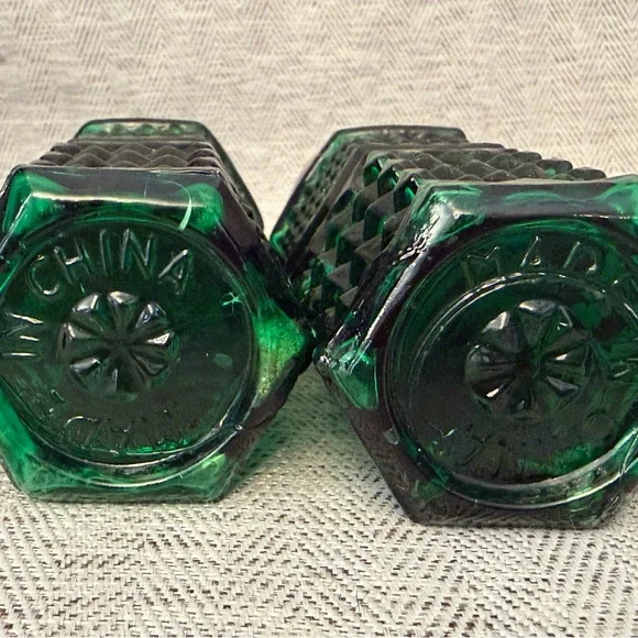 Vintage Green Glass Salt and Pepper Shakers - Picture 3 of 6